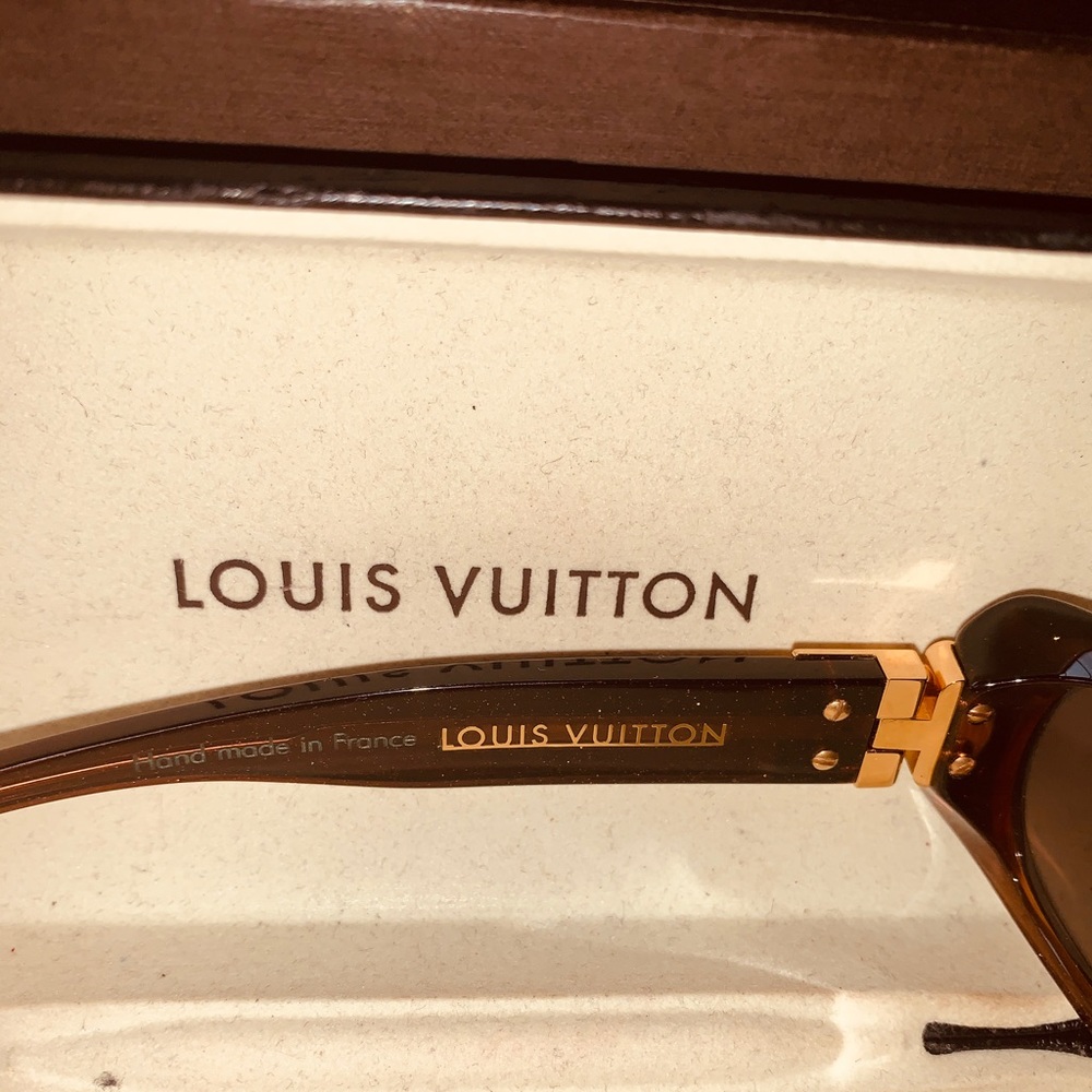 💥Vintage Louis Vuitton Sunglasses💥 - Picture 5 of 8